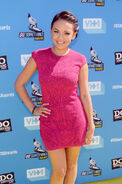 Janel+Parrish+DoSomething+org+VH1+2013+Something+OSlGgAm IsPl