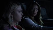 Emily S05E03 032