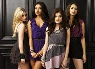 Pretty-Little-Liars-Cast