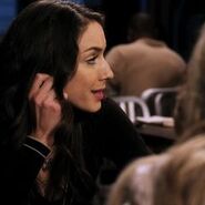 Pretty little liars s01e05 kissthemgoodbye net 1147