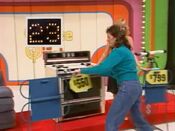 The staff realizes that the jukebox shown the wrong number last time, she actually had 2 right while it said 1.