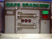 Safecrackers(4-20-1990)1