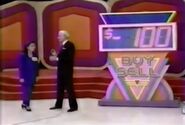 ...and leaves her $100 in the red, thus costing her the prizes and the game. She wouldn't have won the money on the scoreboard anyway (which would've been $1,300 had she bought that child's bed instead of selling it).