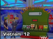 6ctkWb4.jpg (36 KB) The later Grand Game set (2009 - 2015) with an extremely darker green tint.