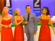 Beauties in Red 4.png (178 KB)