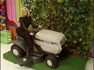 ChantelMower2.jpg (84 KB)