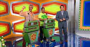 The 70s-themed podiums from the Season 44 premiere on September 21, 2015 (#7211K)