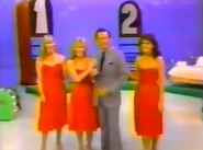 Beauties in Red 2.png (186 KB)