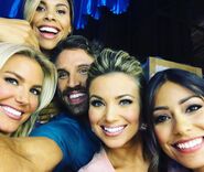 CwD2Ei7WIAAmH k.jpg (420 KB)