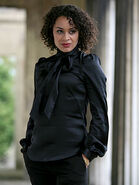 2x7CarolineatStephen'sFuneral1.jpg (22 KB)