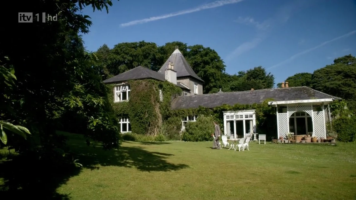 Gideon's house Anomaly Research Centre Fandom