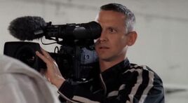 3x4 Cameraman