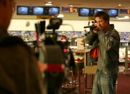 2x1BTS-FilmingStephenShootingRaptor.jpg (137 KB)