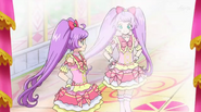 Laala looking at her PriPara self.