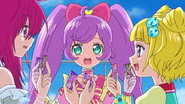 Screenshot (52).png (1.36 MB) Sophy, Laala, and Mirei about to exchange Friends Tickets.