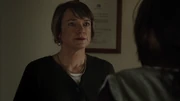 Zoe tells Franky she needs to leave as the police are on their way
