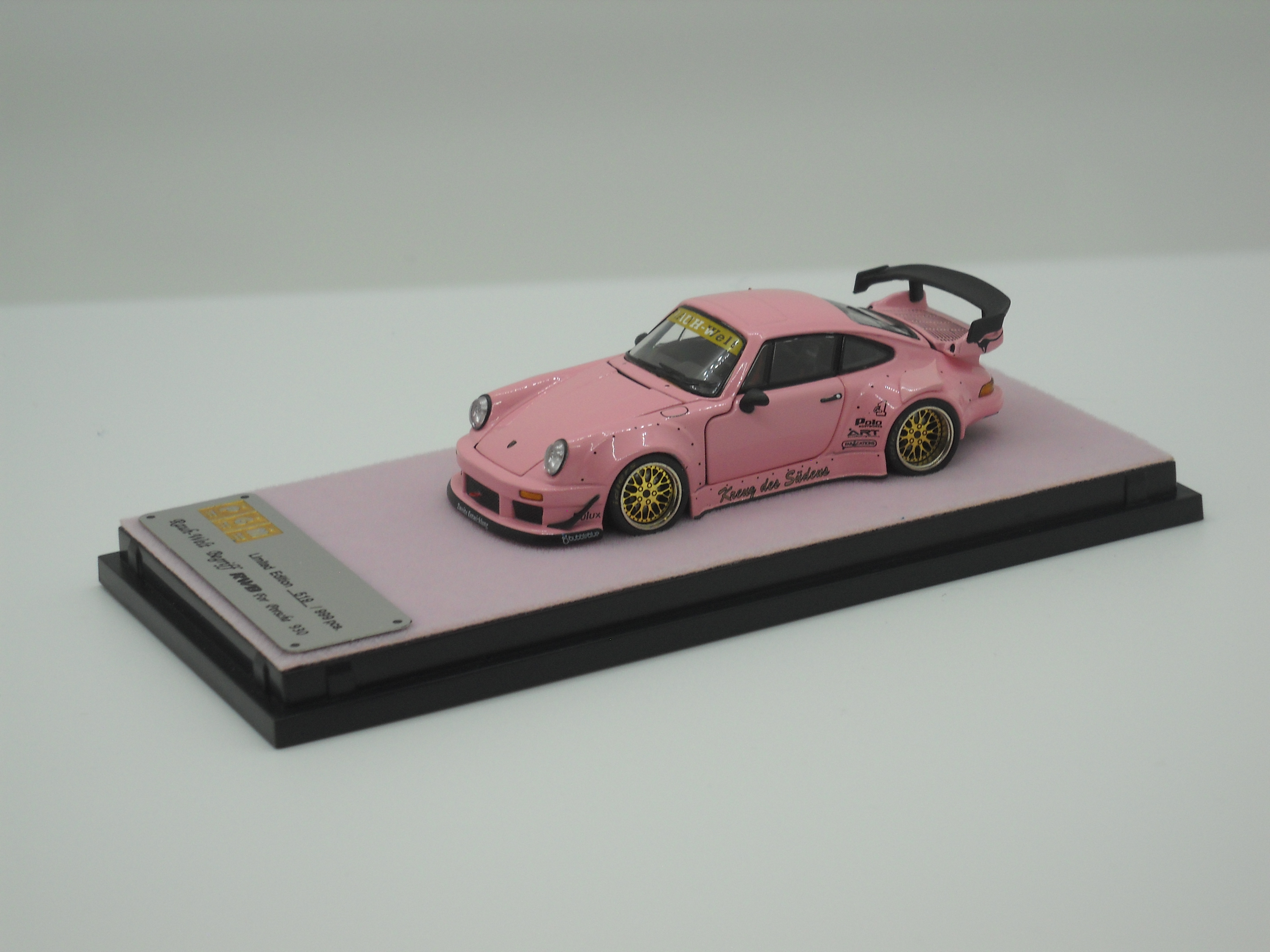 RWB 930 Pink Standard | Private Goods Model (PGM) Wiki | Fandom