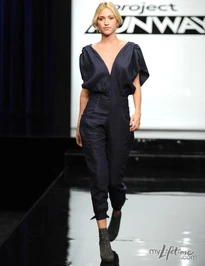 Gretchen e2.png (150 KB) Who's In: Gretchen Jones with her fashionable and comfortable jumpsuit