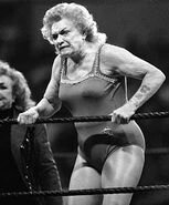 Mae Young