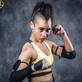 Janai Kai.8