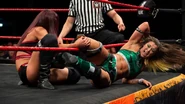 10-3-19 NXT UK 21.jpg (109 KB)