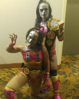 Twisted Sisterz - 14522858
