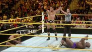 11-9-11 NXT 17.jpg (51 KB)
