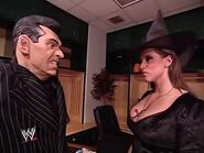 Smackdown 10-31-02 004