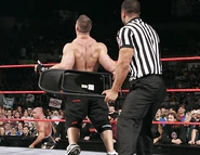 November 7, 2005 Raw.38.jpg (53 KB)