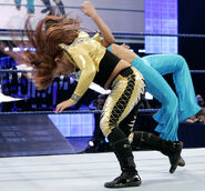 SmackDown 10-10-08 004