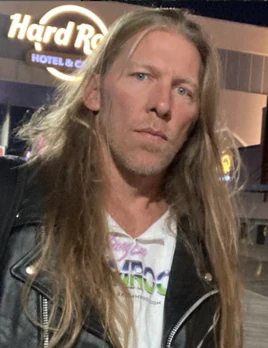 Vinny Lee Glamrock