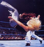 LITA 11 VS TRISH