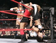 November 7, 2005 Raw.15.jpg (66 KB)