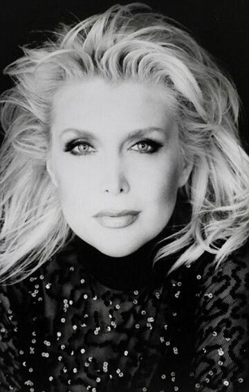 Gennifer flowers pictures