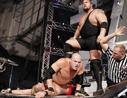 November 7, 2005 Raw.22.jpg (61 KB)