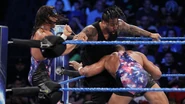 4.11.17 Smackdown.13.jpg (99 KB)
