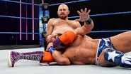205 Live (March 27, 2020).8.jpg (95 KB)