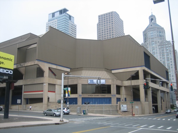 XL Center - Wikipedia