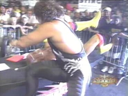 8-23-99 Nitro 18.jpg (15 KB)