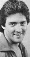 Gino Hernandez 16