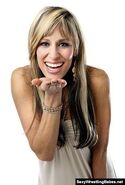 Lilian Garcia 28