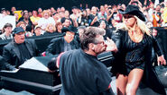 WrestleMania 17 000