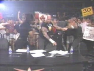 8-14-00 Nitro 10.jpg (11 KB)
