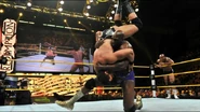11-9-11 NXT 16.jpg (45 KB)
