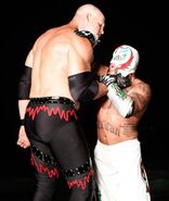 Kane choking Mysterio in August 2010 on Smackdown.