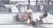 Nitro 4-13-98 32.jpg (4 KB) DDP hits the Diamond Cutter.