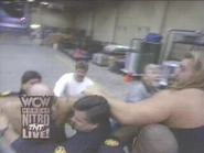 11-9-98 Nitro 2.jpg (9 KB)