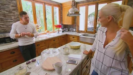 Swimming With Pigs 1