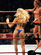 Kelly Kelly 16