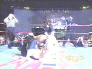 5-8-00 Nitro 26.jpg (13 KB)